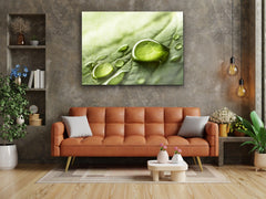 ・"Rainy Day Nature - Water Droplet "・Glass Wall Art - Wonders Of Wall