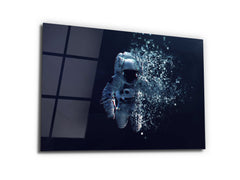 ・"Pixelated Austronaut"・Glass Wall Art